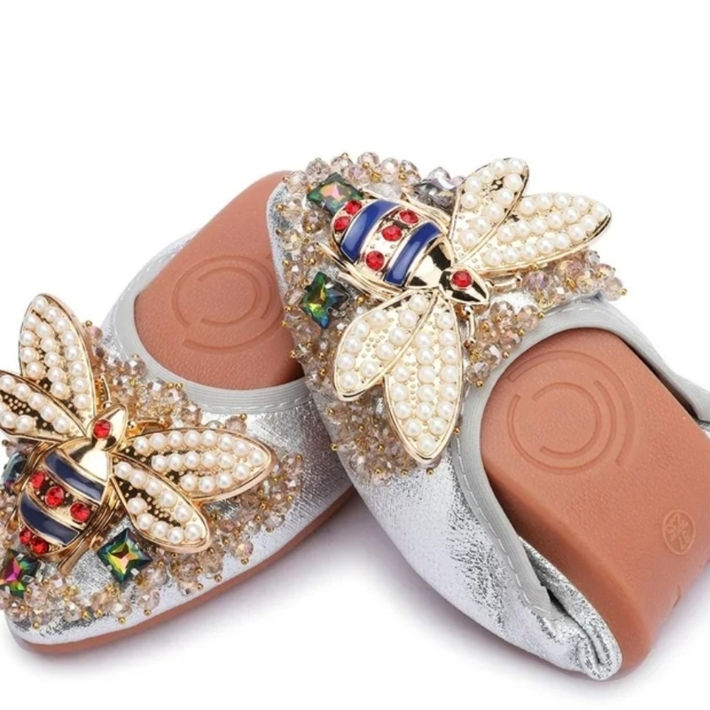 NEW Jeweled Bee Embellished Silver Glitter Foldable Pointed Toe Flats - Picture 3 of 9